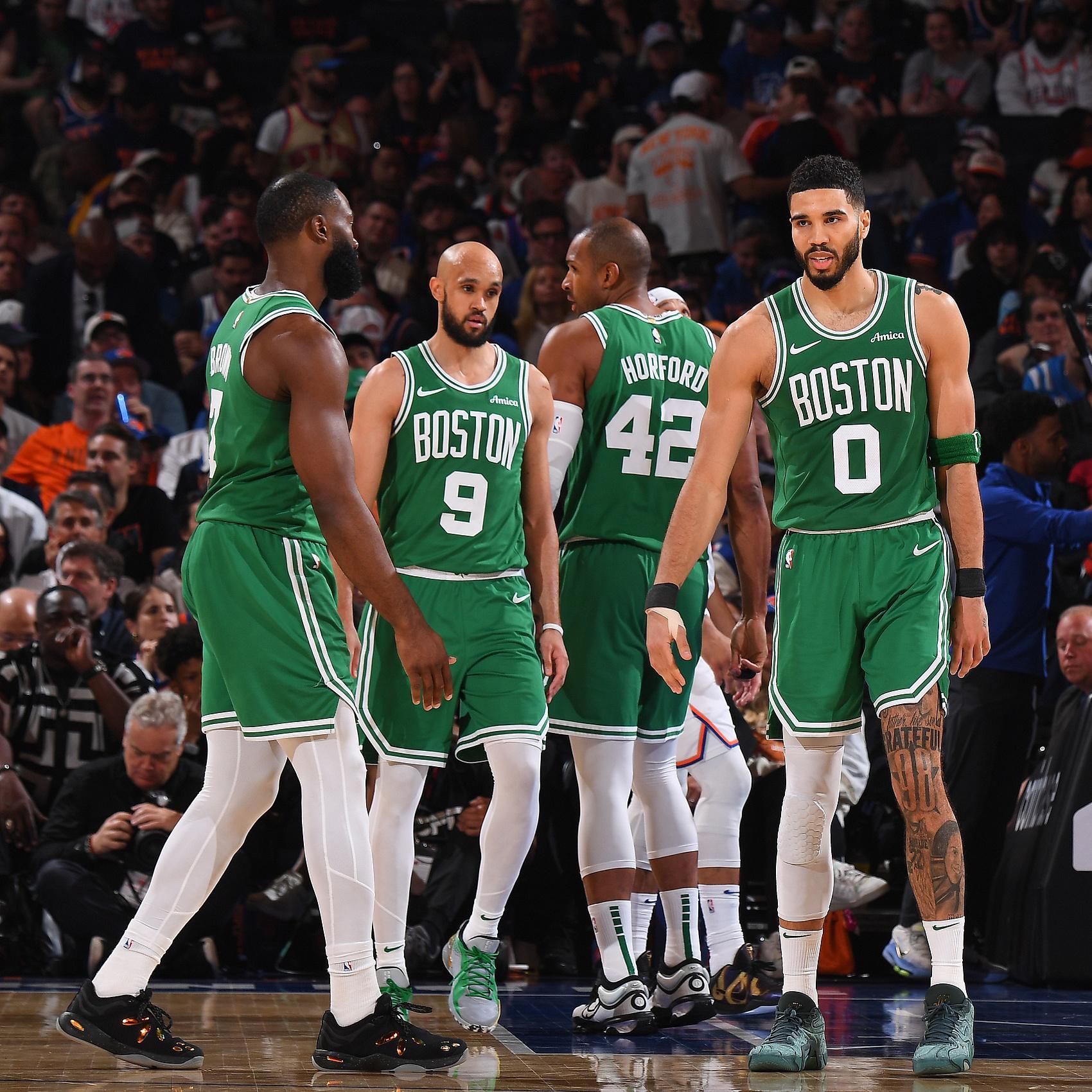 星空体育官方网站-皮尔斯：绿军一直有浪费比分领先问题 球队打法成也三分败也三分